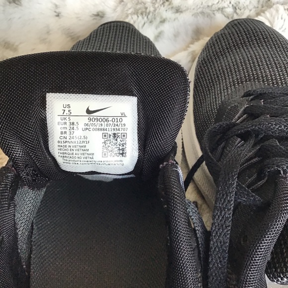 NIKE RunSwift Athletic Shoes - Picture 5 of 6